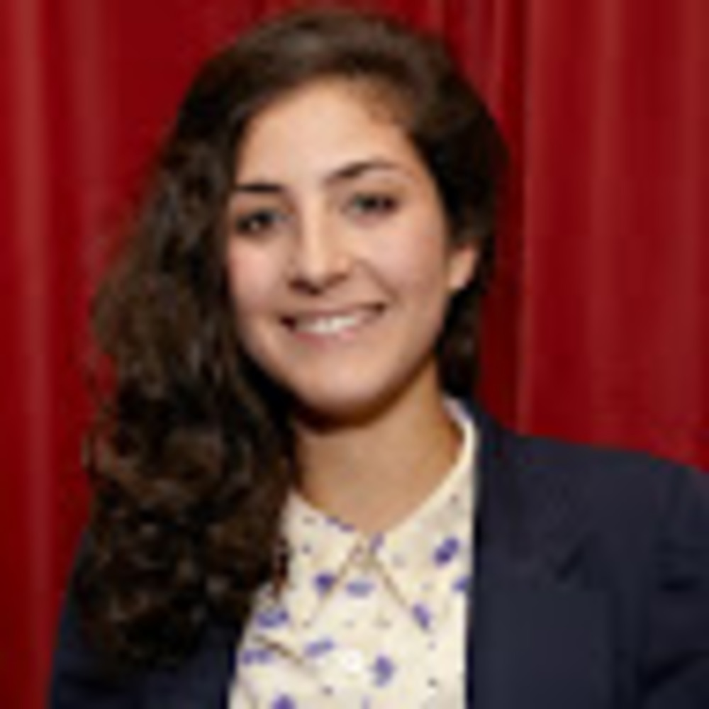 Meet your Posher, Maya
